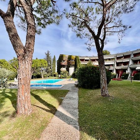 Oasi Apartamento Desenzano del Garda Exterior foto